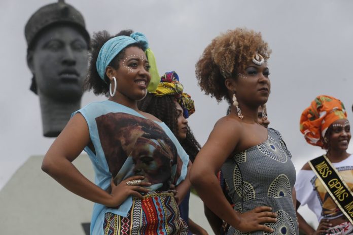 Negros - Fernando Frazão-Agência Brasil No dia de hoje, 20 de novembro, Brasil celebra o Dia da Consciência Negra, data que deve servir de reflexão sobre a participação dos negros na sociedade brasileira. Foto - Fernando Frazão/Agência Brasil